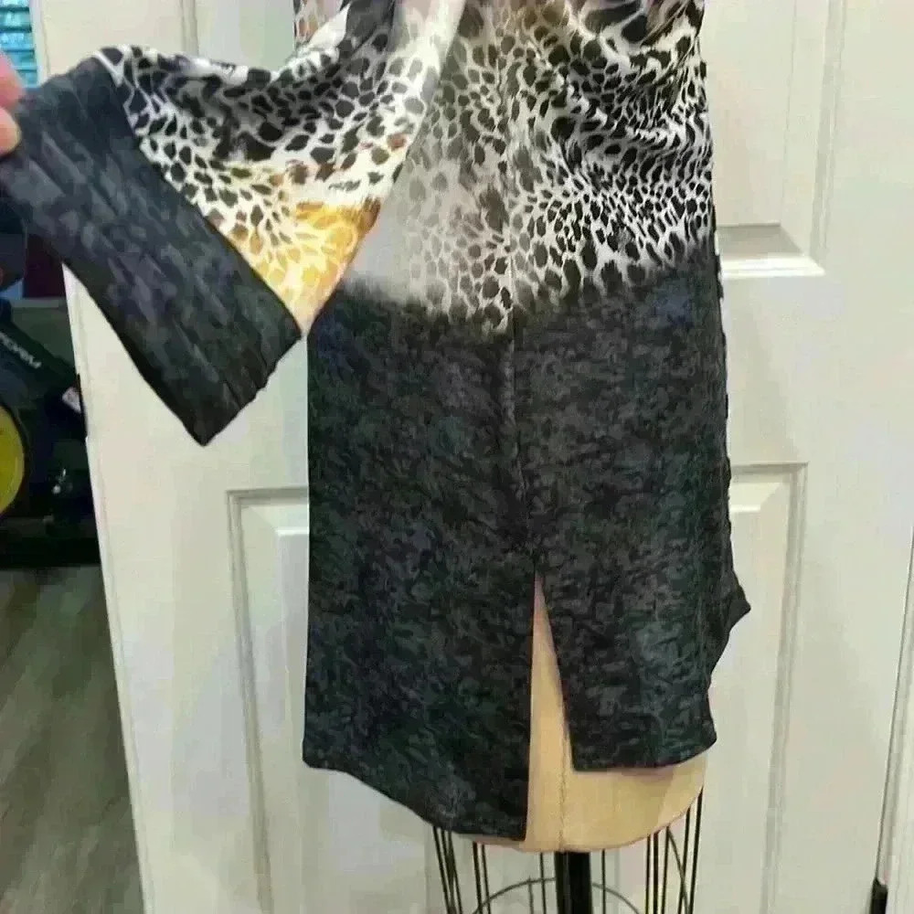 Bellissima Tunic Style Top. Size S - Picture 6 of 8